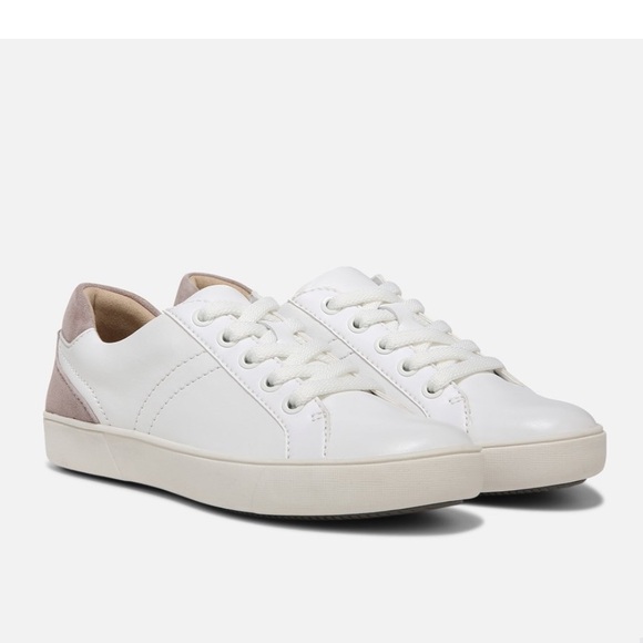 Naturalizer Shoes - Naturalizer Morrison White/Taupe Leather Sneaker -8M-EUC